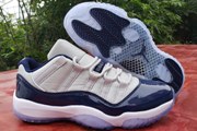 Jordan 11 Low-049